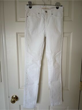 Levi’s White Embroidered Women's Jeans slim